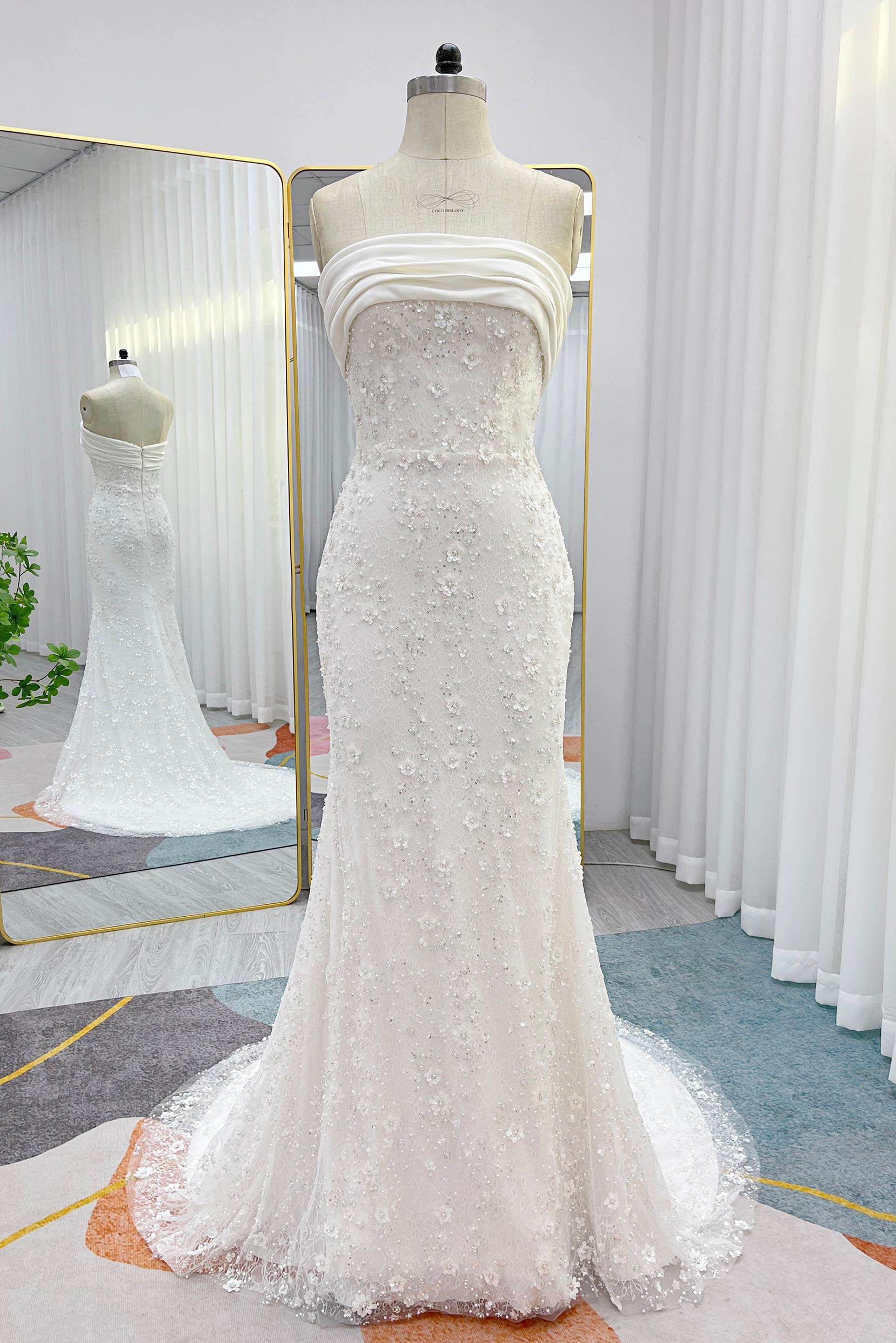 Trumpet-Mermaid Court Train Lace Satin Wedding Dress CW3280 - COCOMELODY